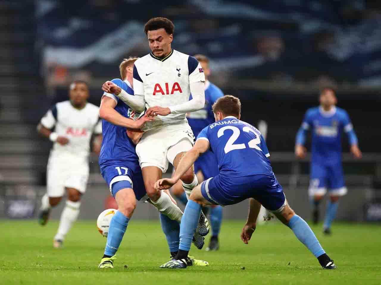 Menang Agregat 8-1 atas...