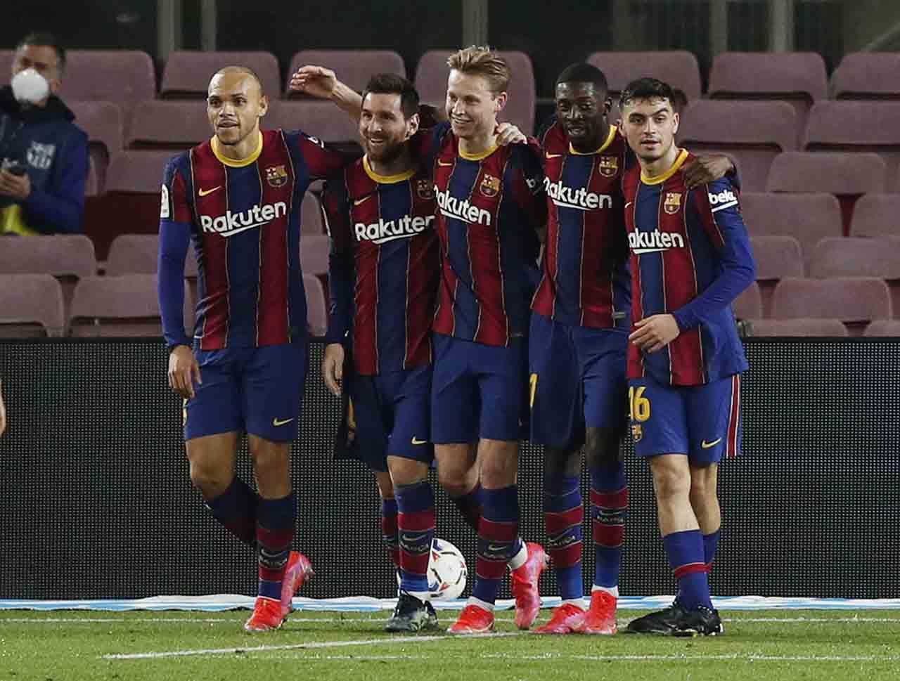 Borong Dua Gol, Messi...