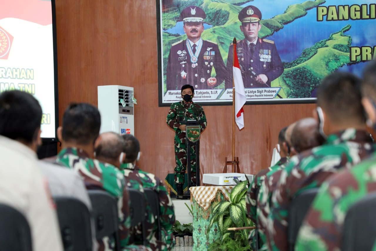 Panglima TNI dan Kapolri...