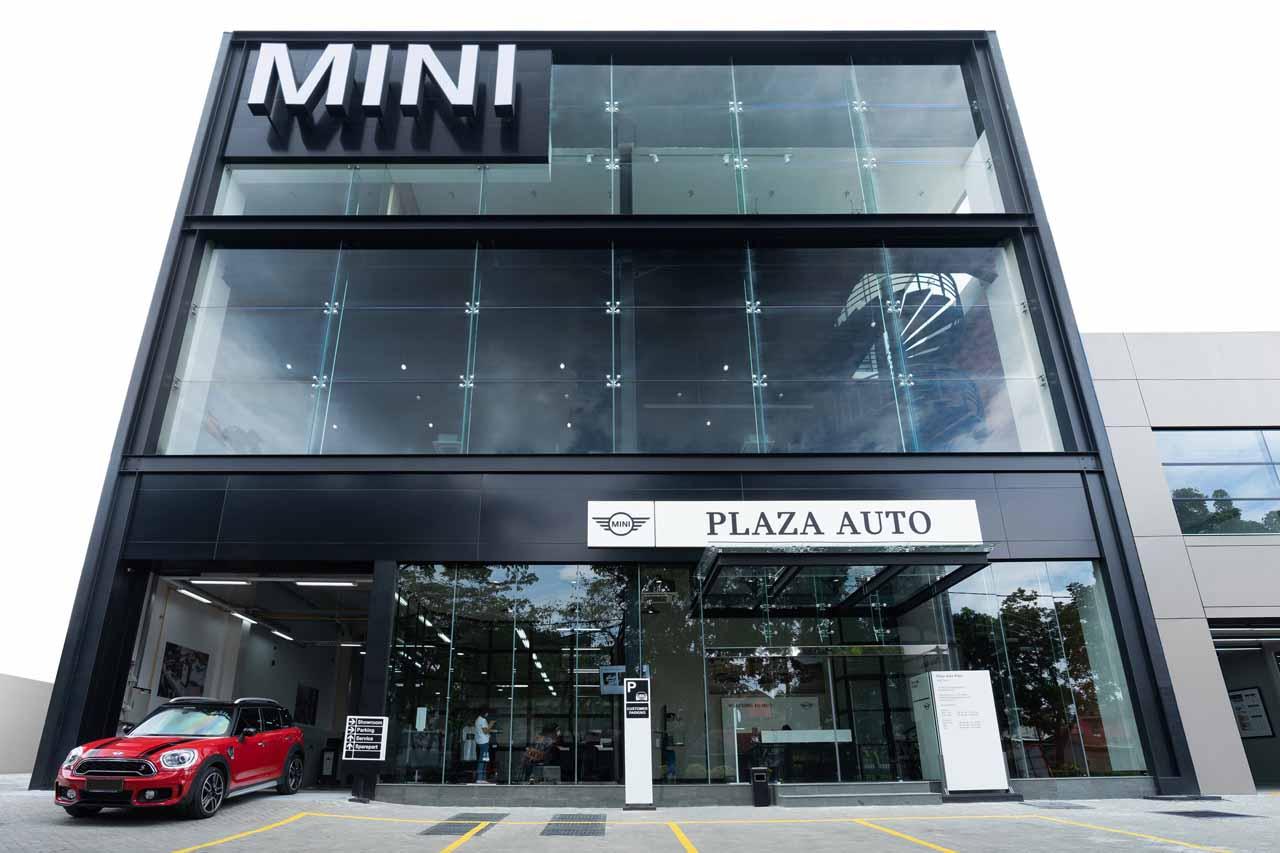 Plaza MINI Pertama di...