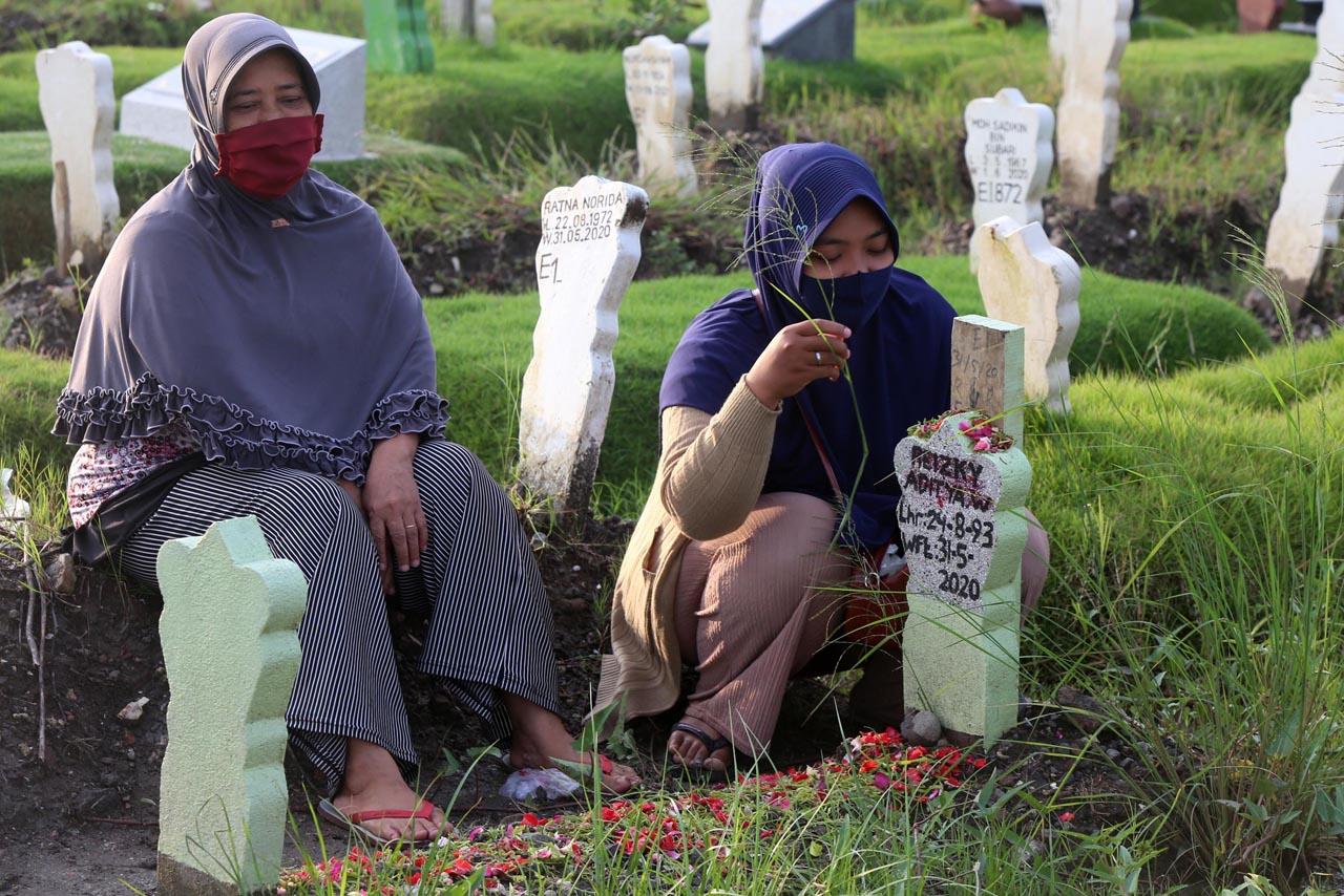 Kemensos Hentikan Bantuan...
