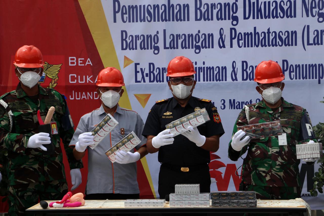 Bea Cukai Juanda Musnahkan...
