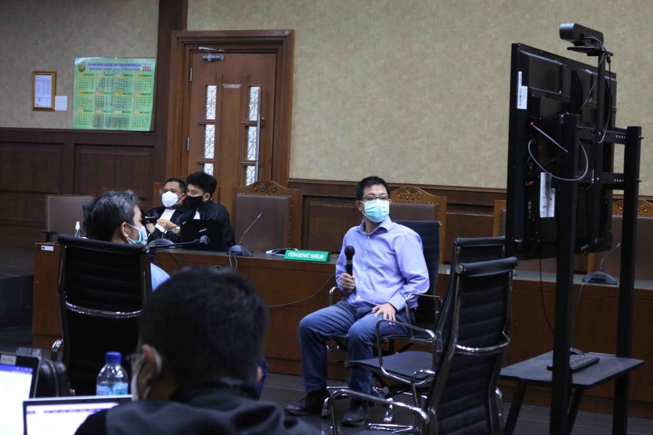 Hadirkan Mantan Karyawan,...