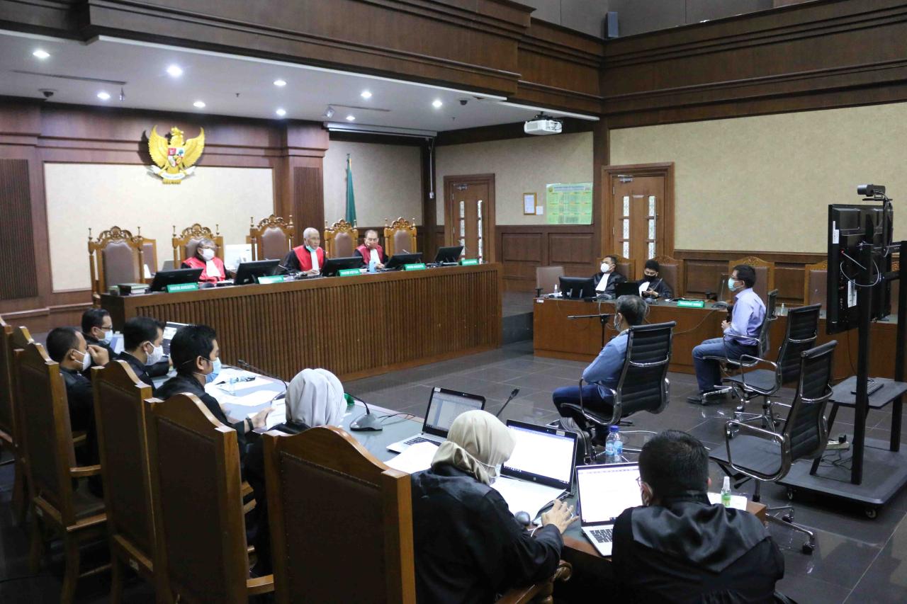 Hadirkan Mantan Karyawan,...