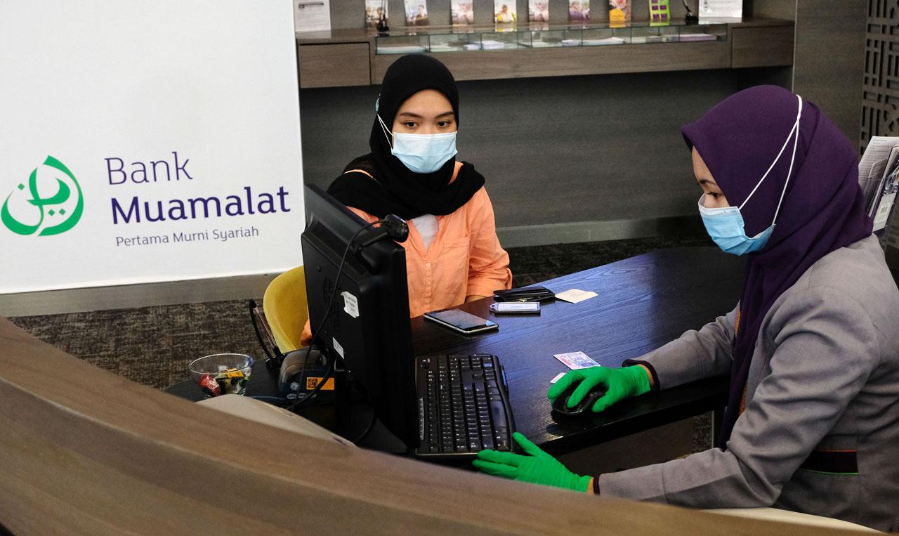 Penurunan Suku Bunga...