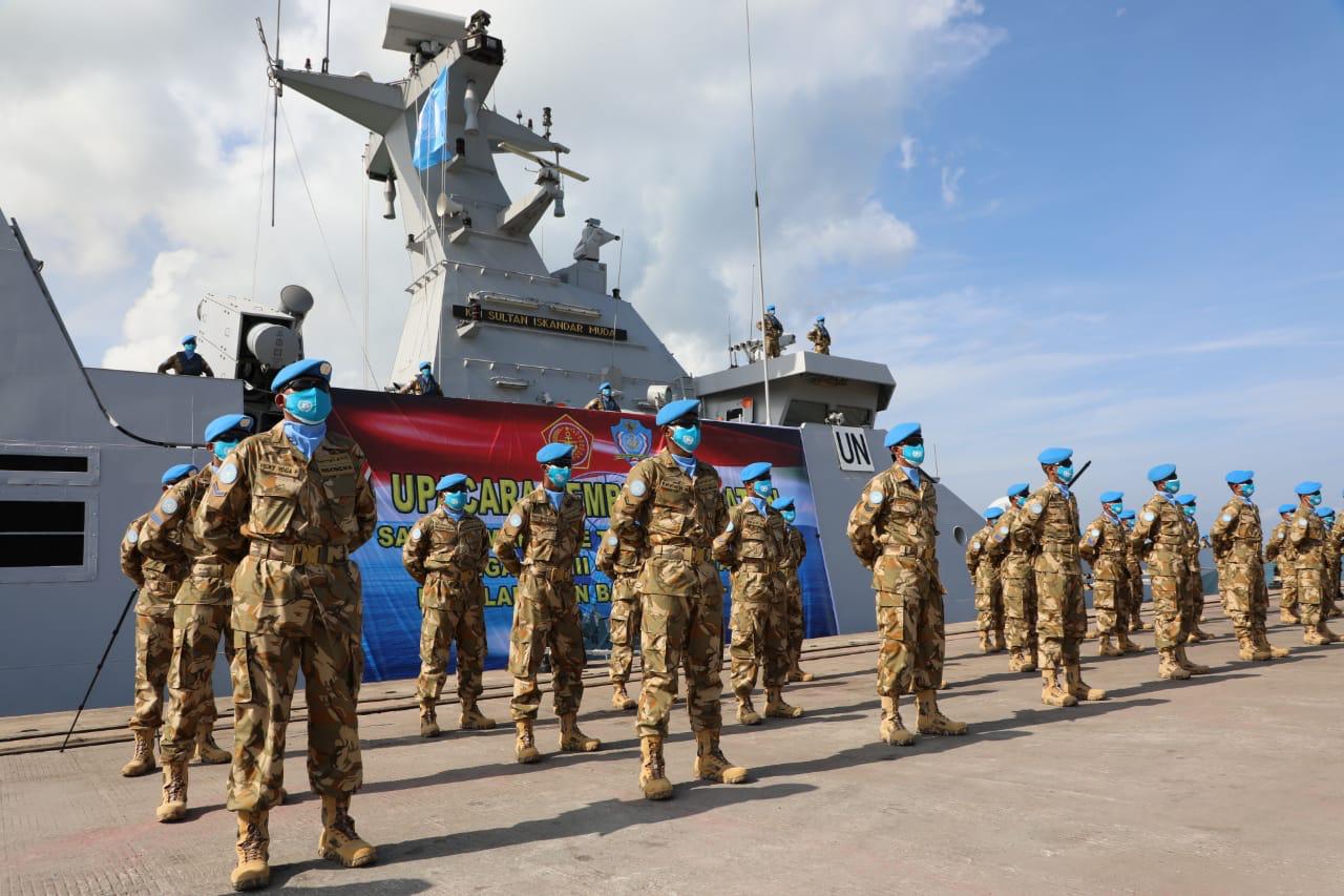 Panglima TNI Lepas Satgas...