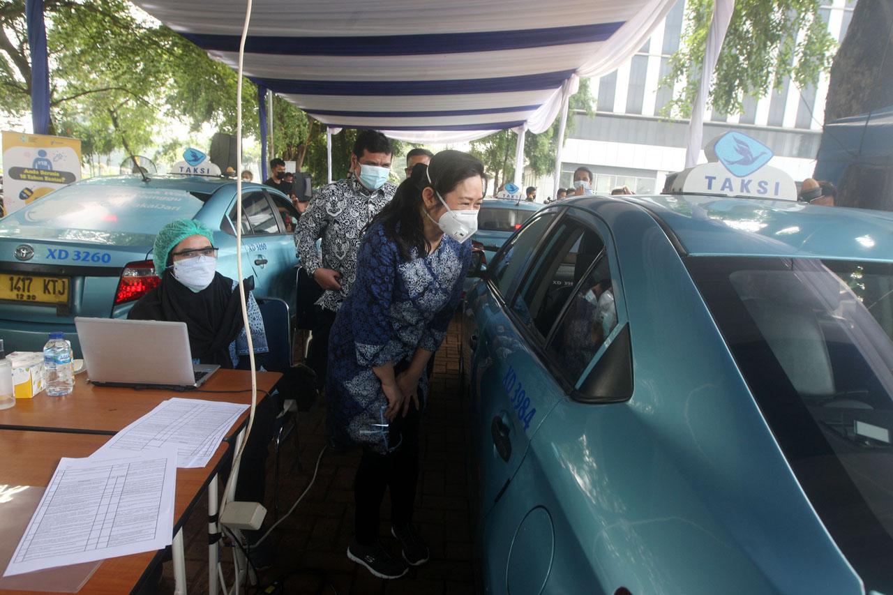 Bluebird Gelar Vaksinasi...