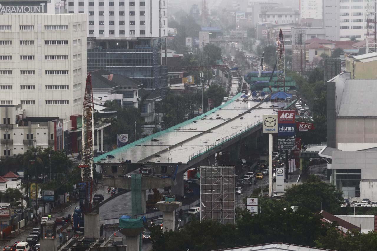 Jalan Tol Layang AP...