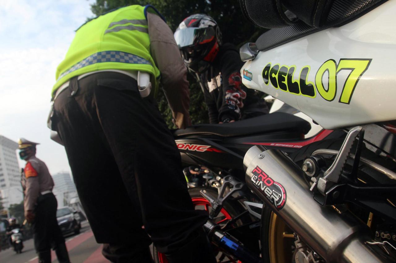 Puluhan Motor Knalpot...