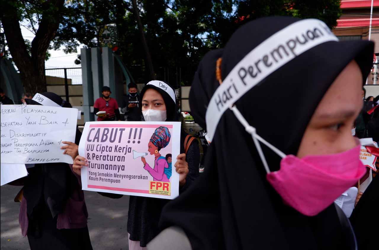Aksi Damai Mahasiswa...