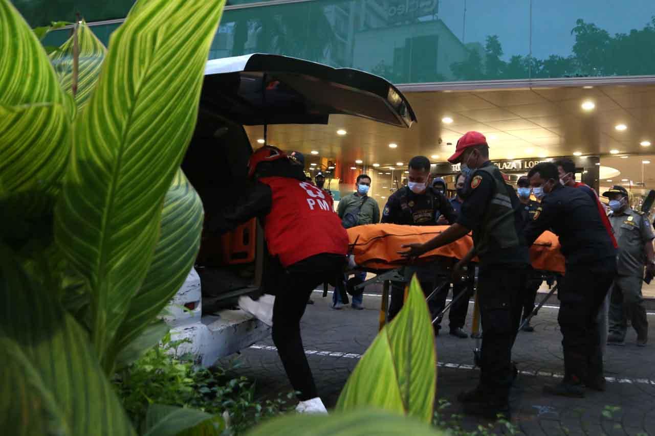 Jatuh dari Lantai 2...