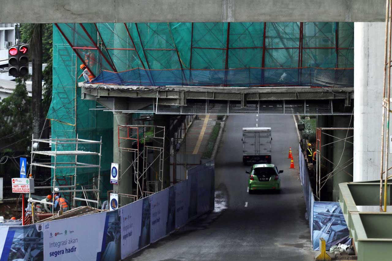 Proyek Pembangunan Skybridge...