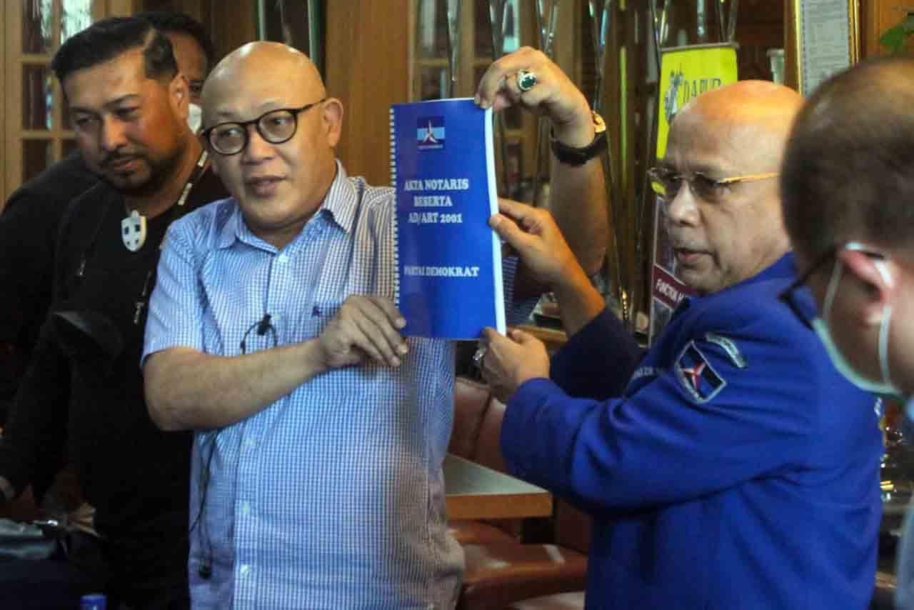 Razman Nasution Pertanyakan...