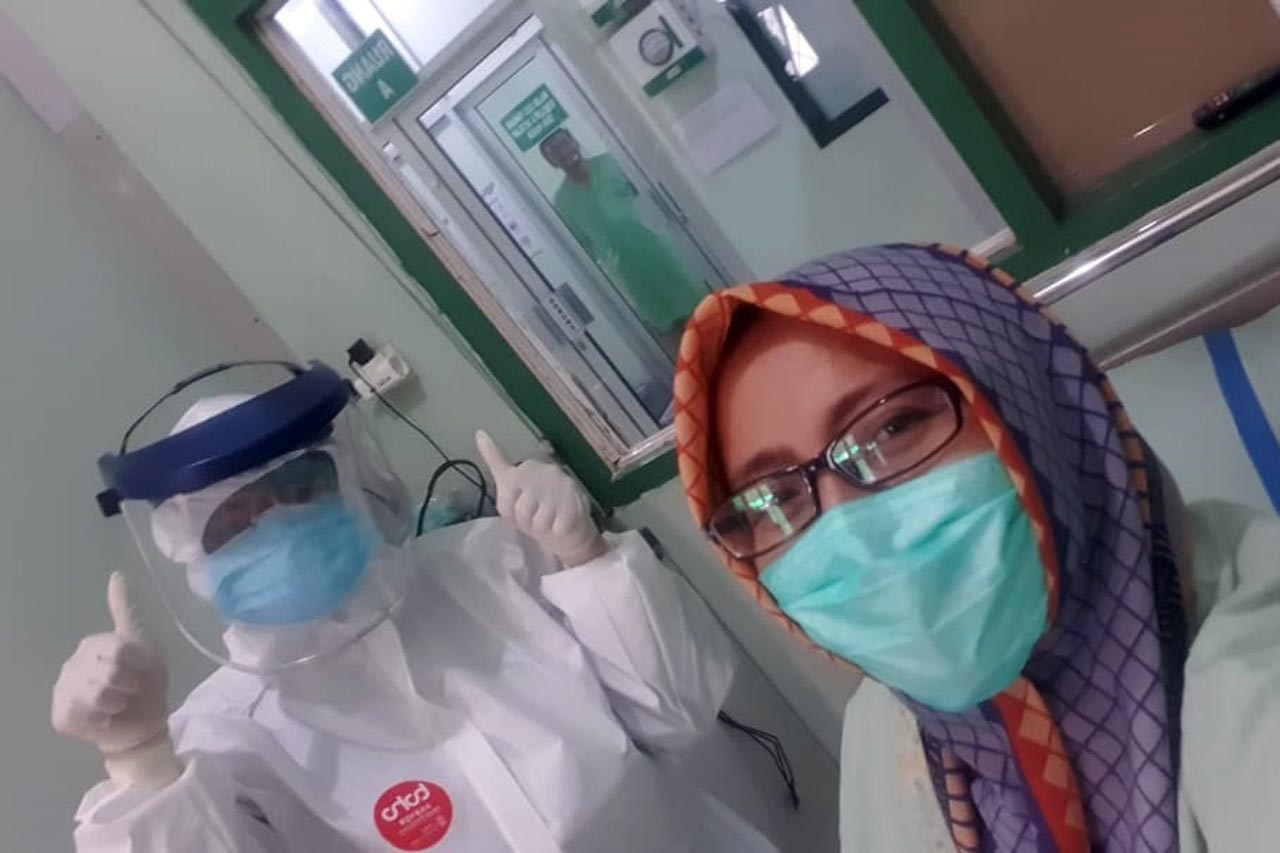 Serasa Tak Mau Jauh,...