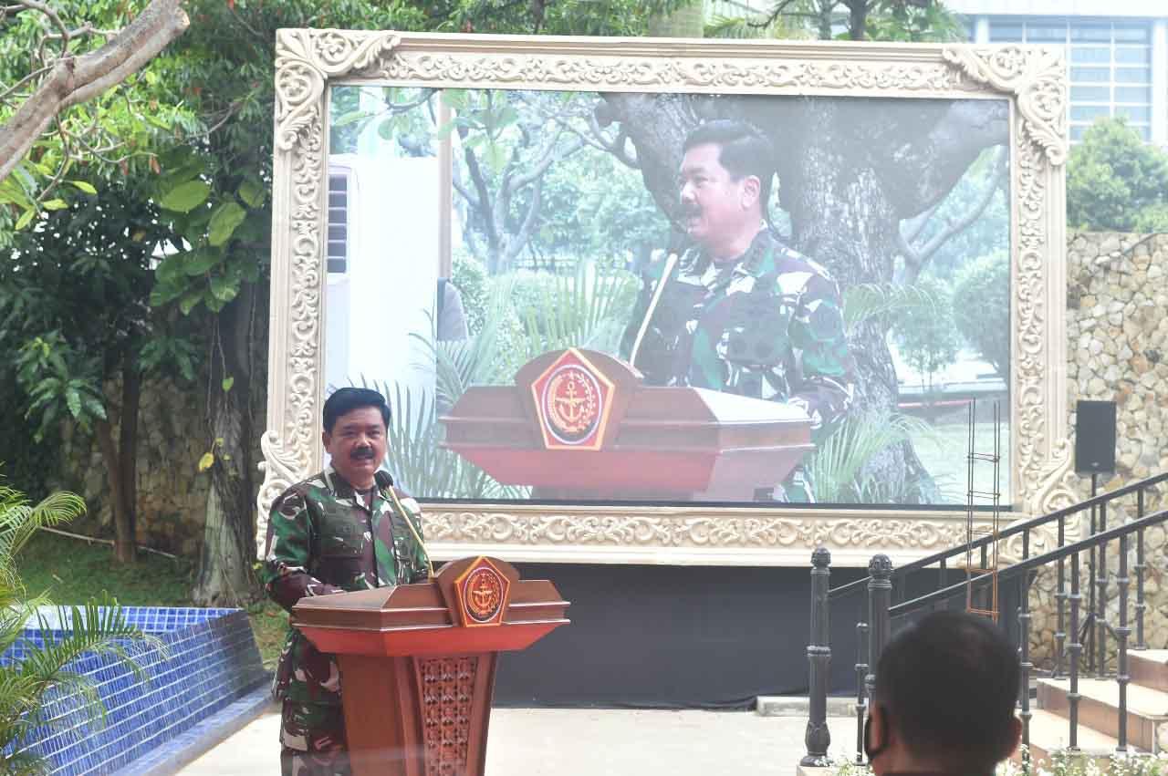 Panglima TNI Letakan...