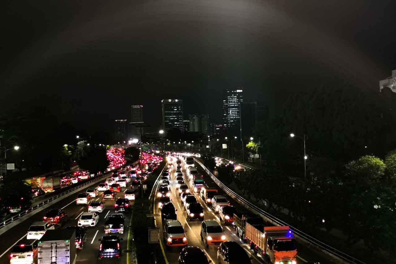 PPKM Mikro Diperpanjang,...