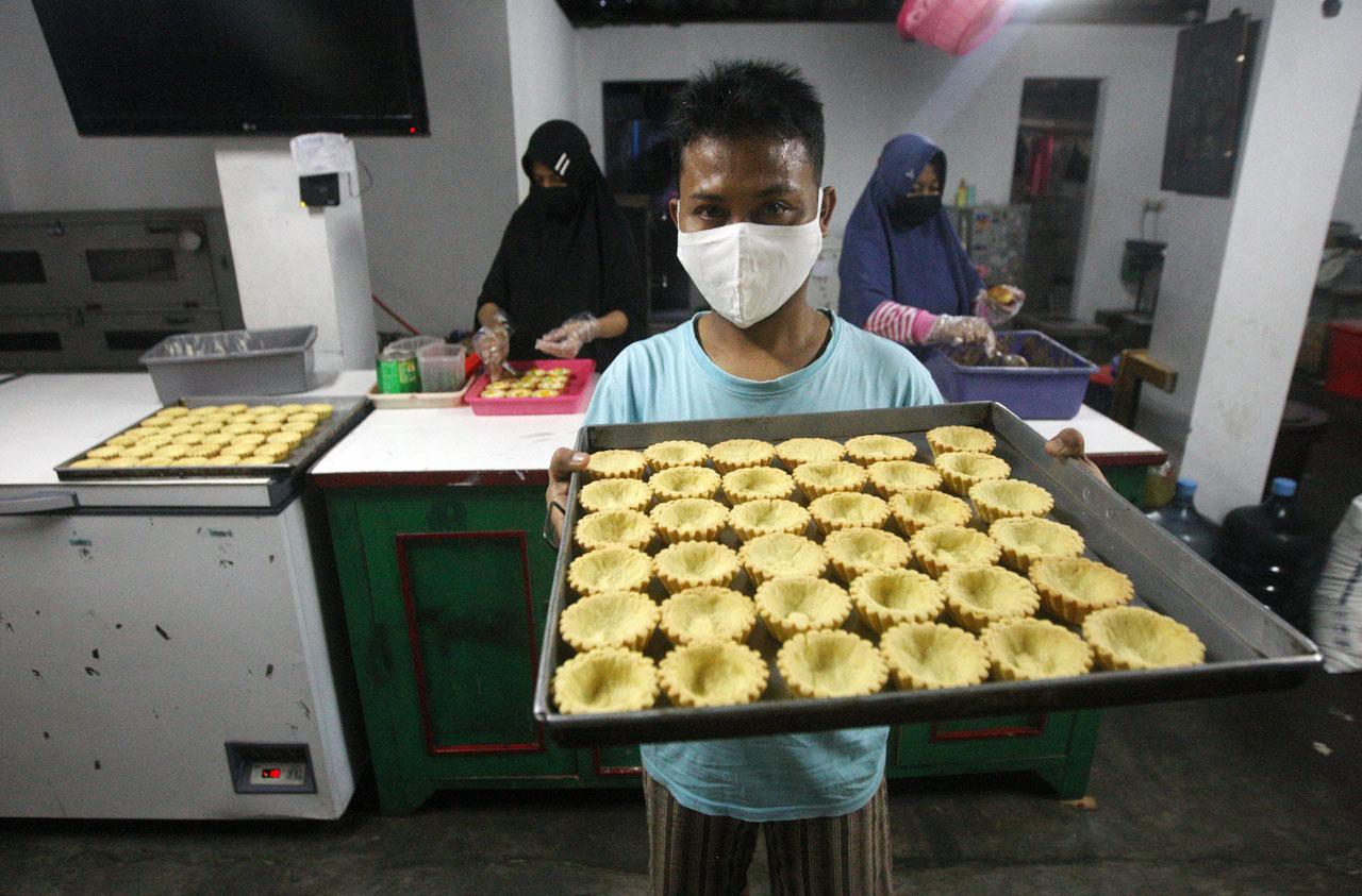 Pandemi, Permintaan...