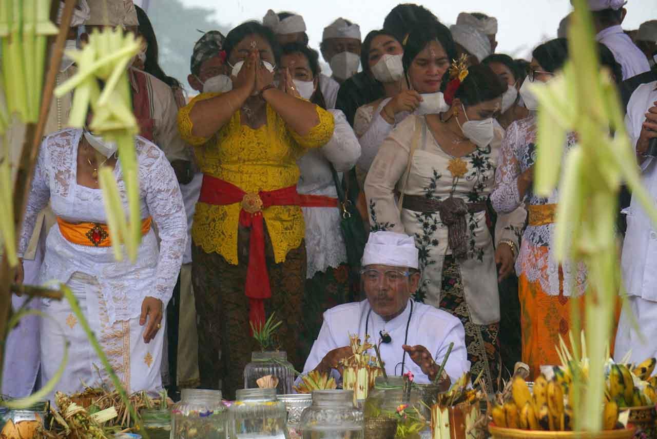 Sempat Diguyur Hujan,...