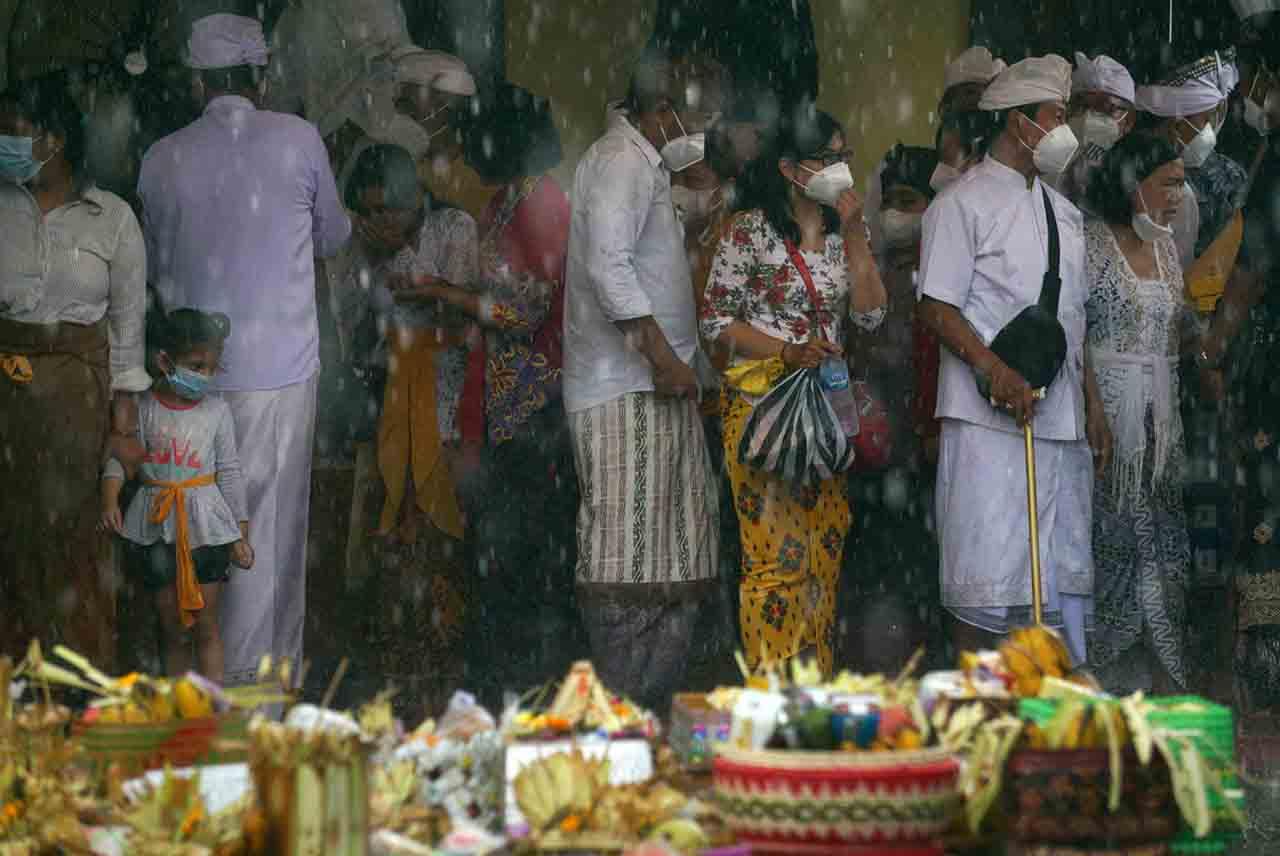 Sempat Diguyur Hujan,...