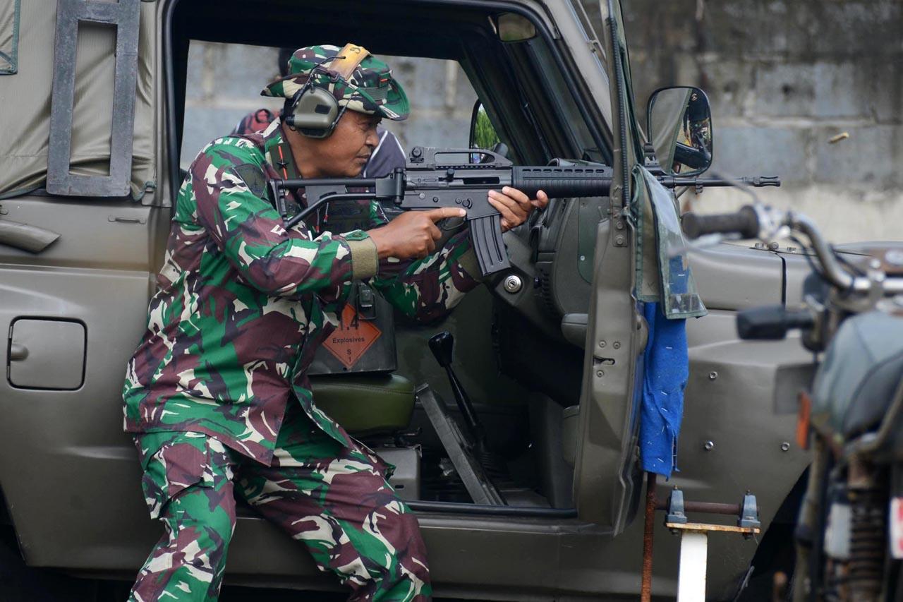 Jago Tembak Reaksi,...