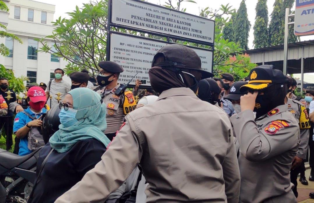 Sidang Perdana Habib...