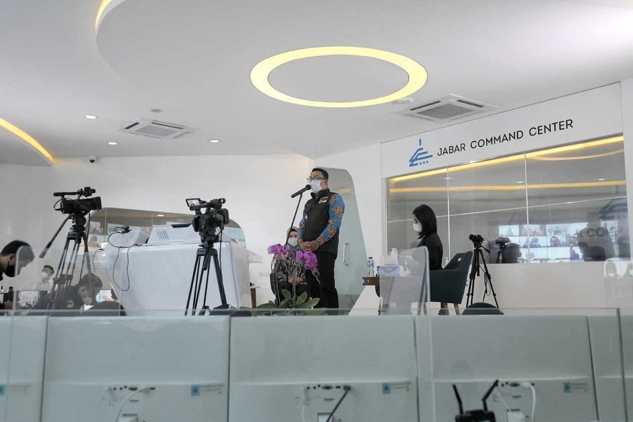 Ridwan Kamil Lepas 500...