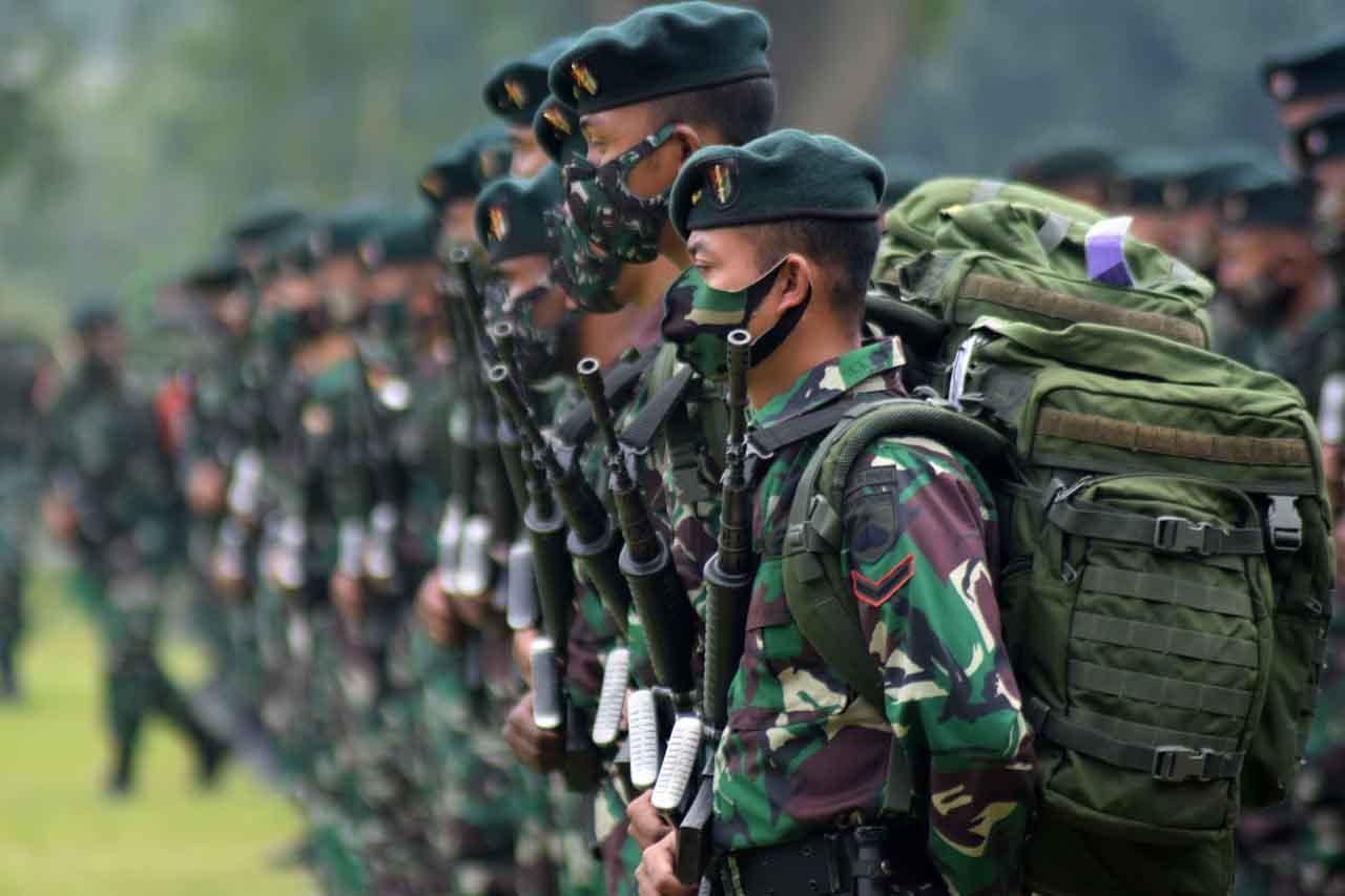 Pangdam Diponegoro Sambut...