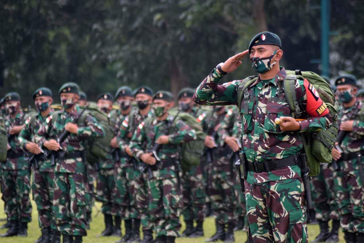 Pangdam Diponegoro Sambut...
