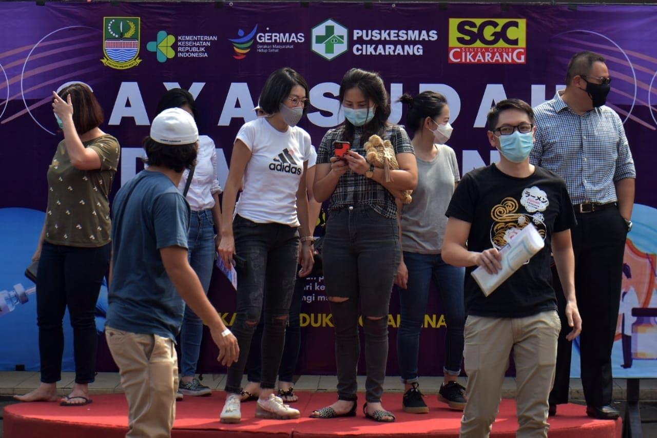 Ribuan Pedagang Bekasi...
