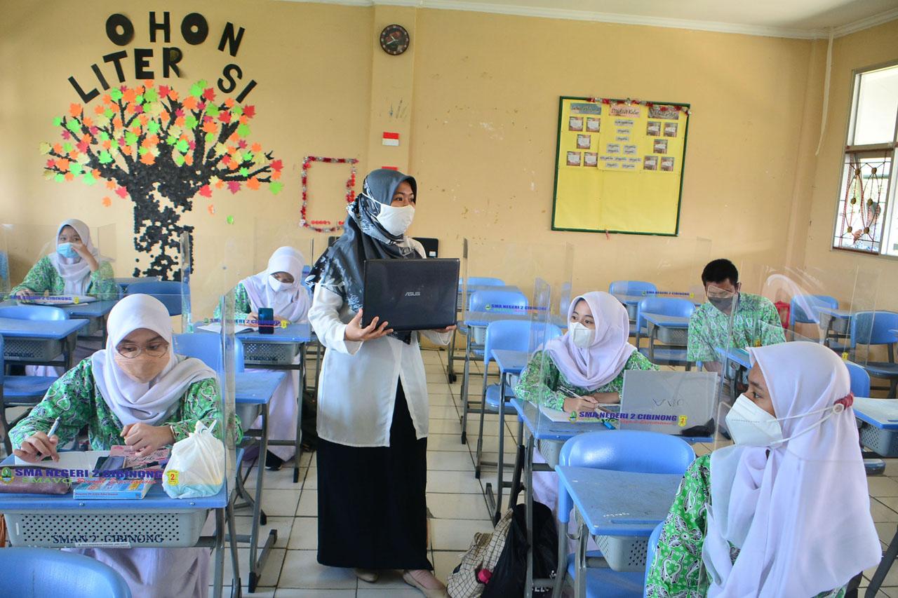 SMA Negeri 2 Cibinong...