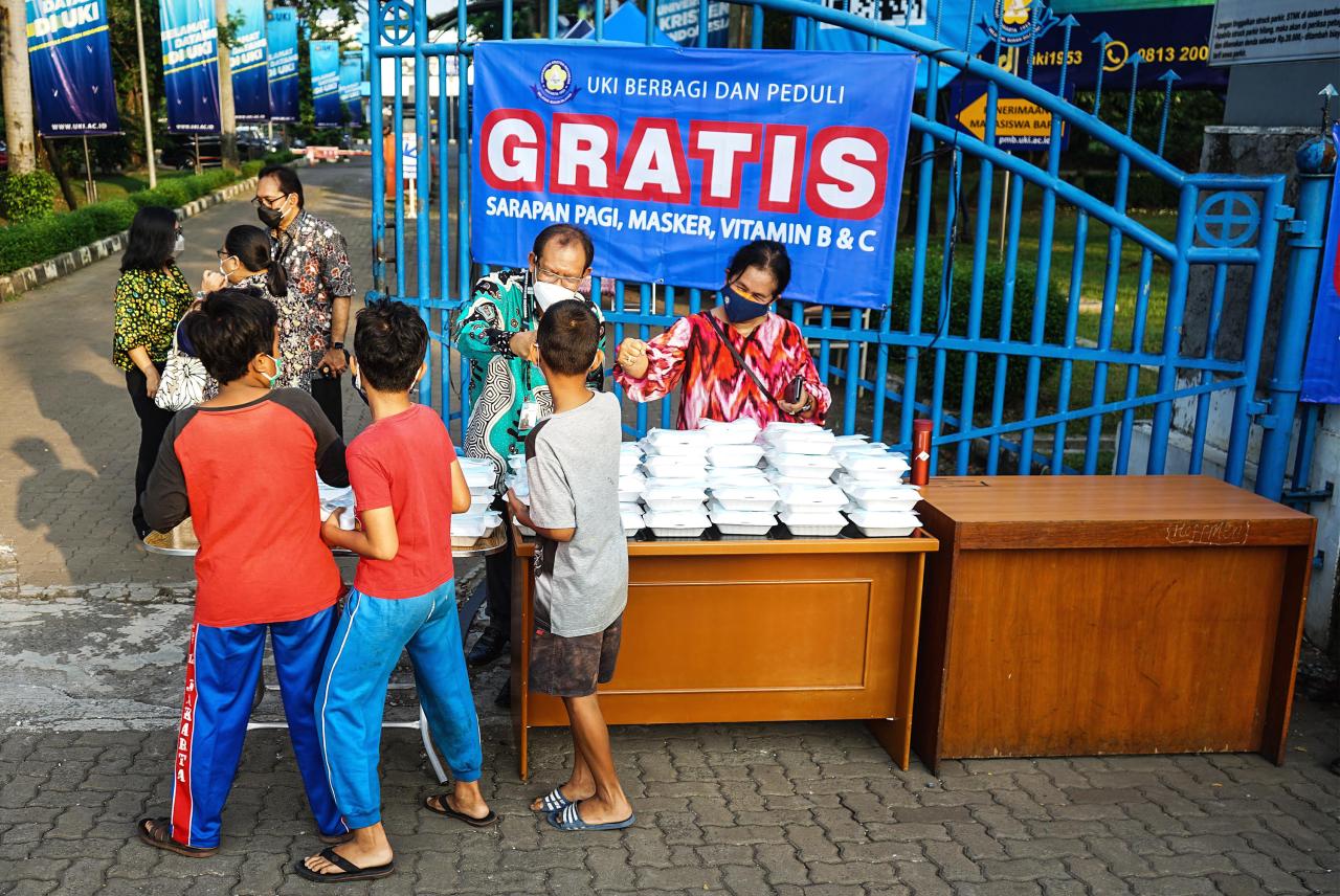 Berbagi Peduli di Tengah...