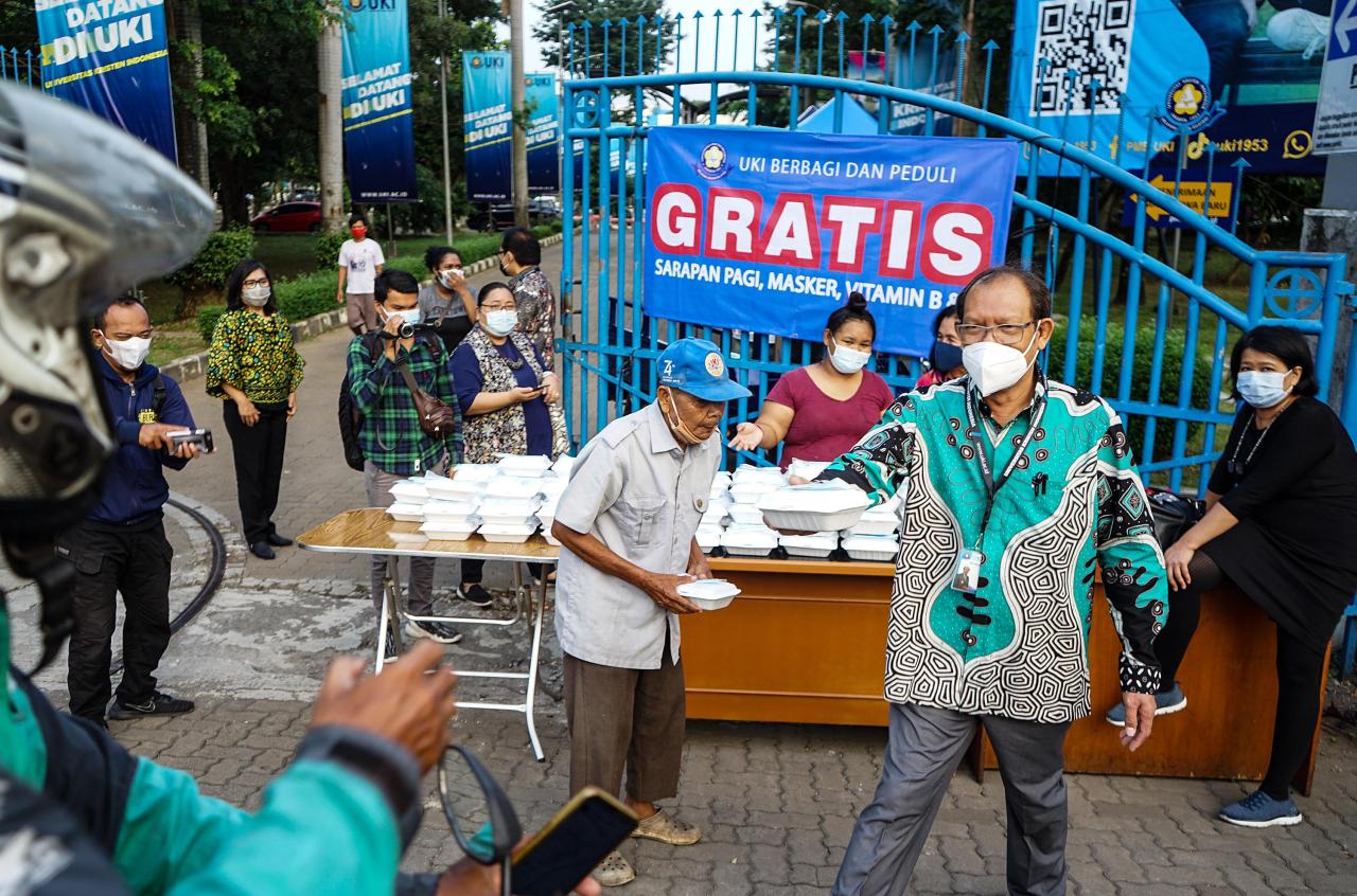 Berbagi Peduli di Tengah...