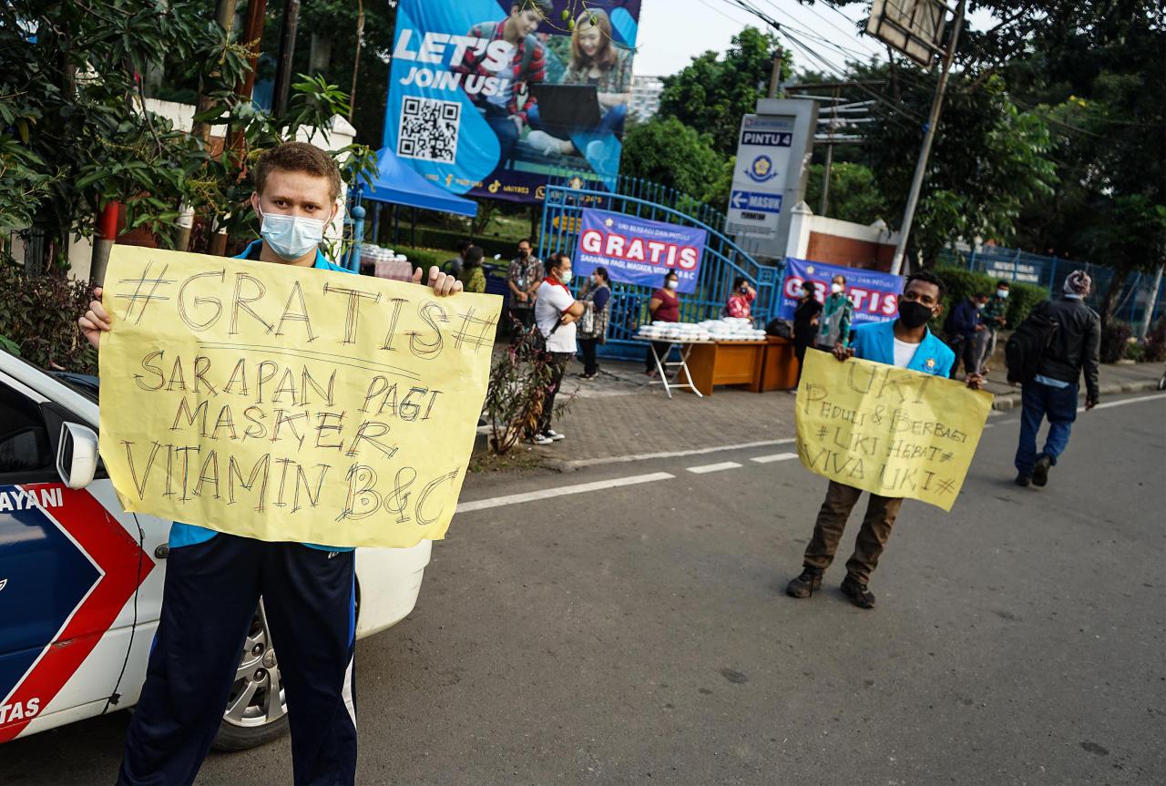 Berbagi Peduli di Tengah...