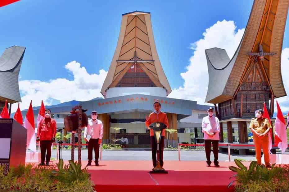 Presiden Jokowi Resmikan...
