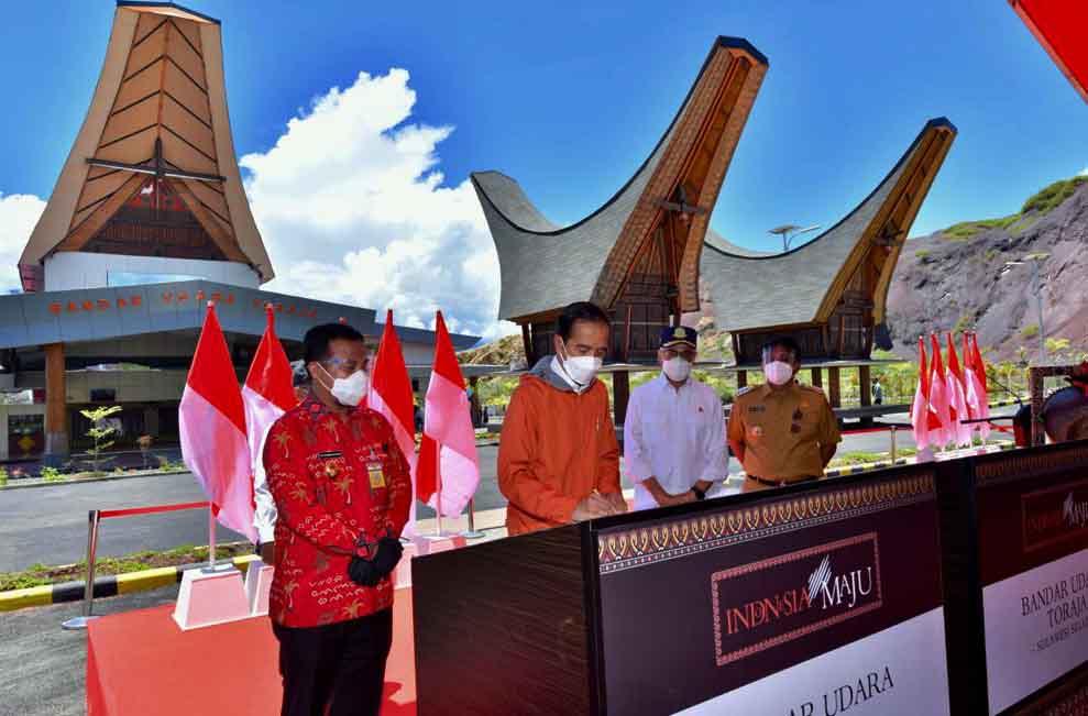 Presiden Jokowi Resmikan...