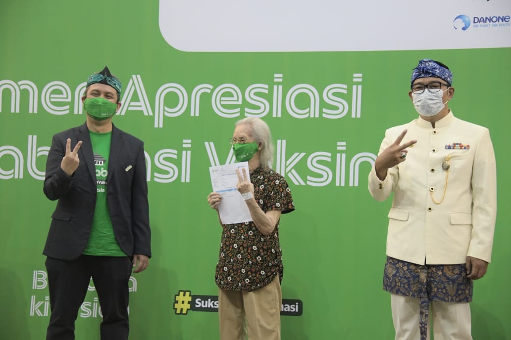 Kendarai Skuter Listrik,...