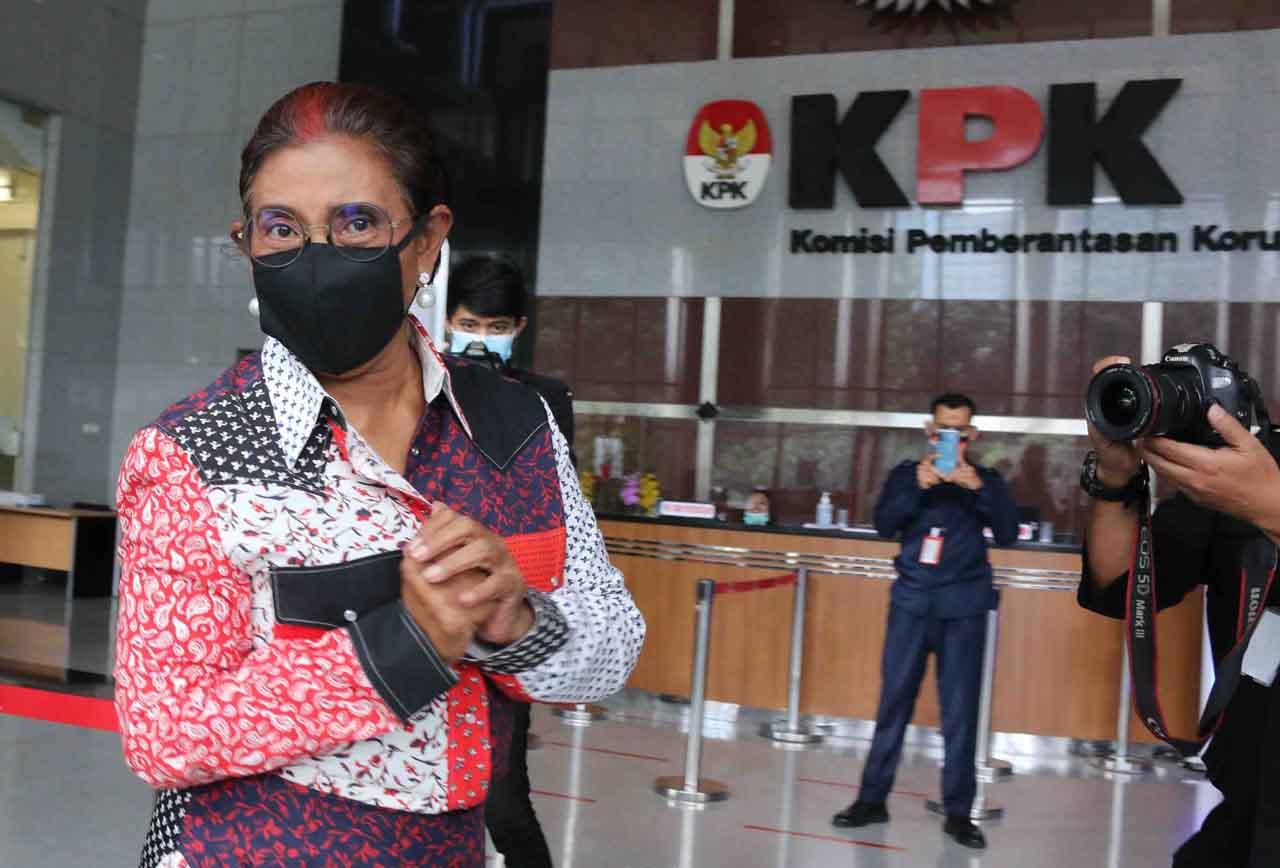 Susi Pudjiastuti Sambangi...