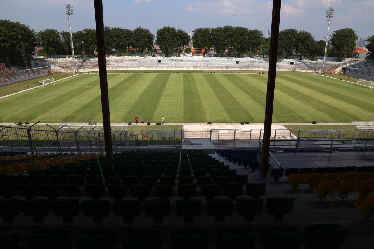 Renovasi Stadion Gelora...