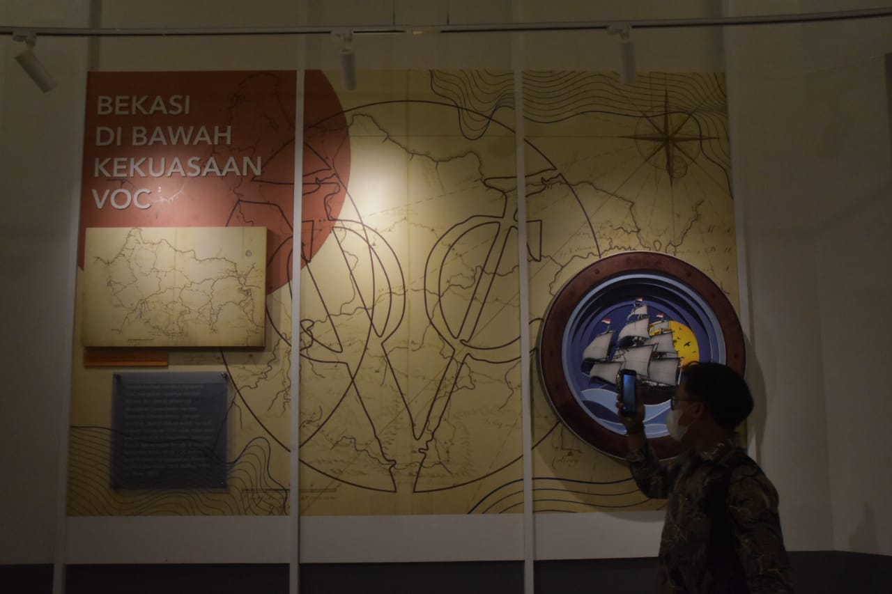 Berkunjung ke Museum...