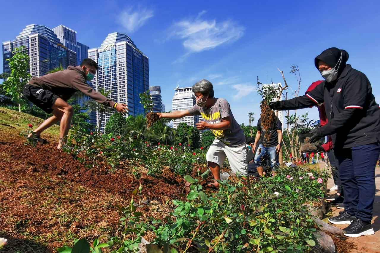 Dukung Program Penghijauan,...