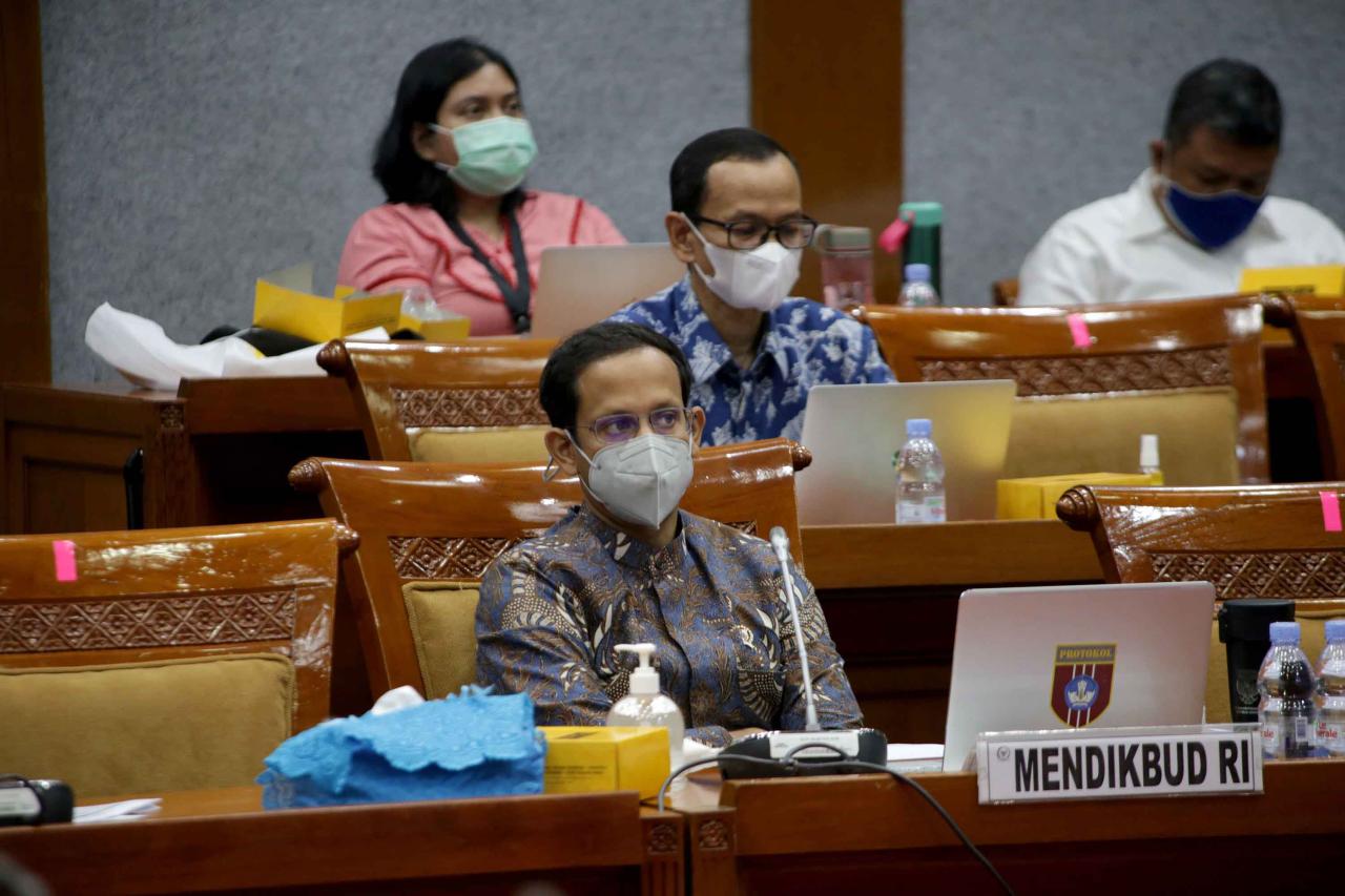 Bahas Praktik Psikologi,...