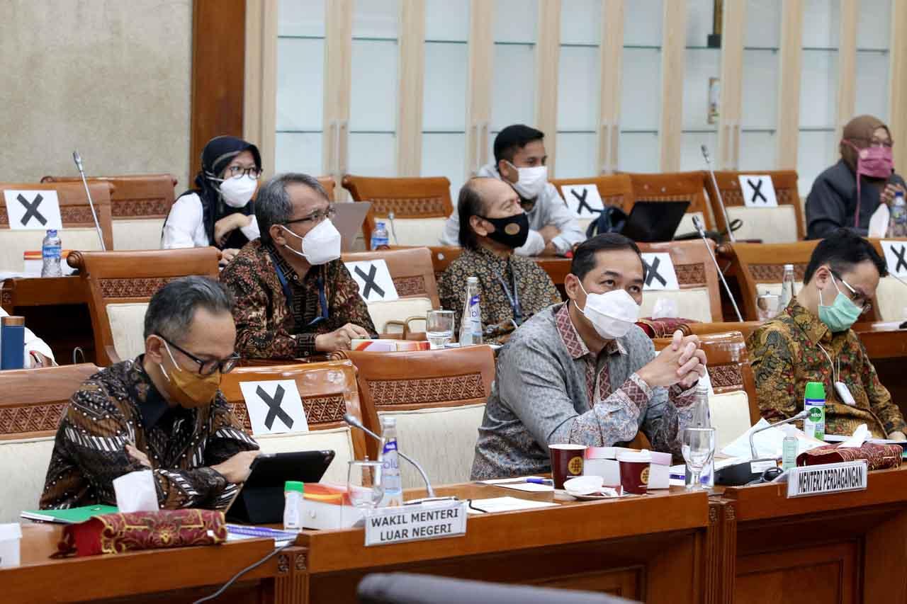 Kemendag dan Kemenlu...