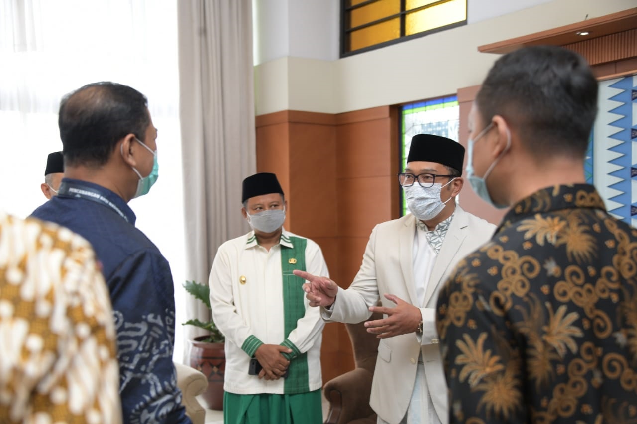 Audiensi dengan KPK,...
