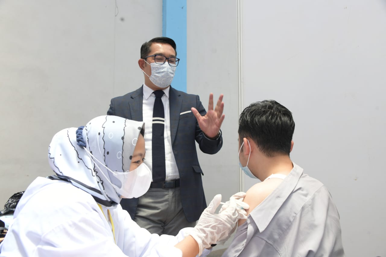 Ridwan Kamil Tinjau...