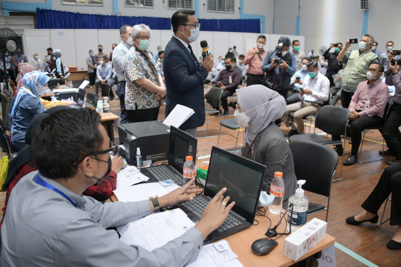 Ridwan Kamil Tinjau...