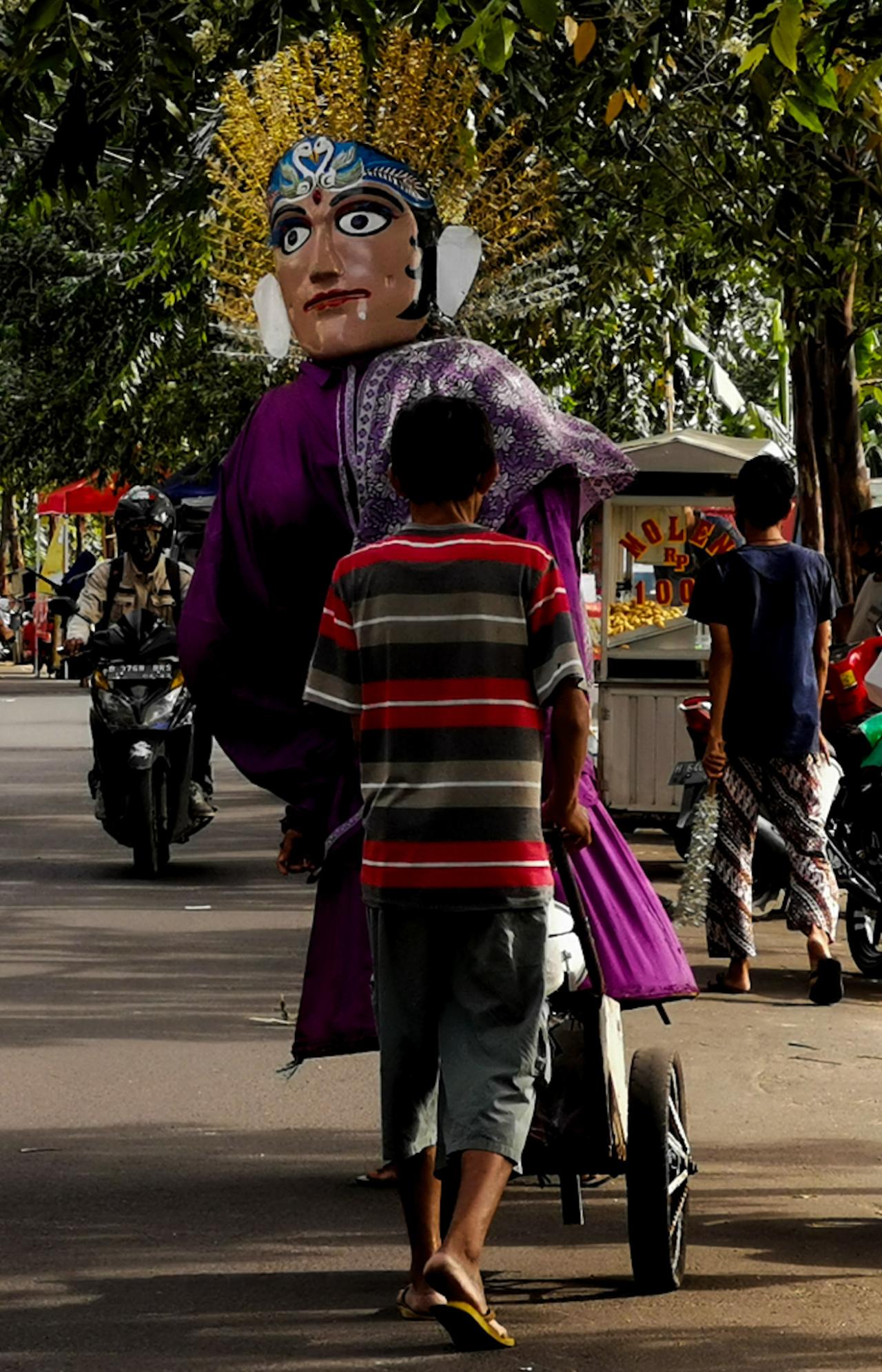 Dianggap Mengganggu...