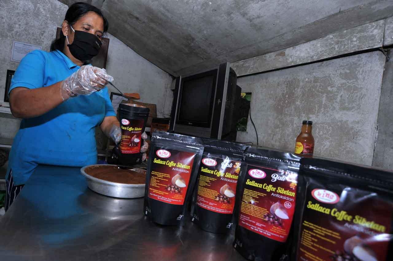 Produksi Kopi Hasil...