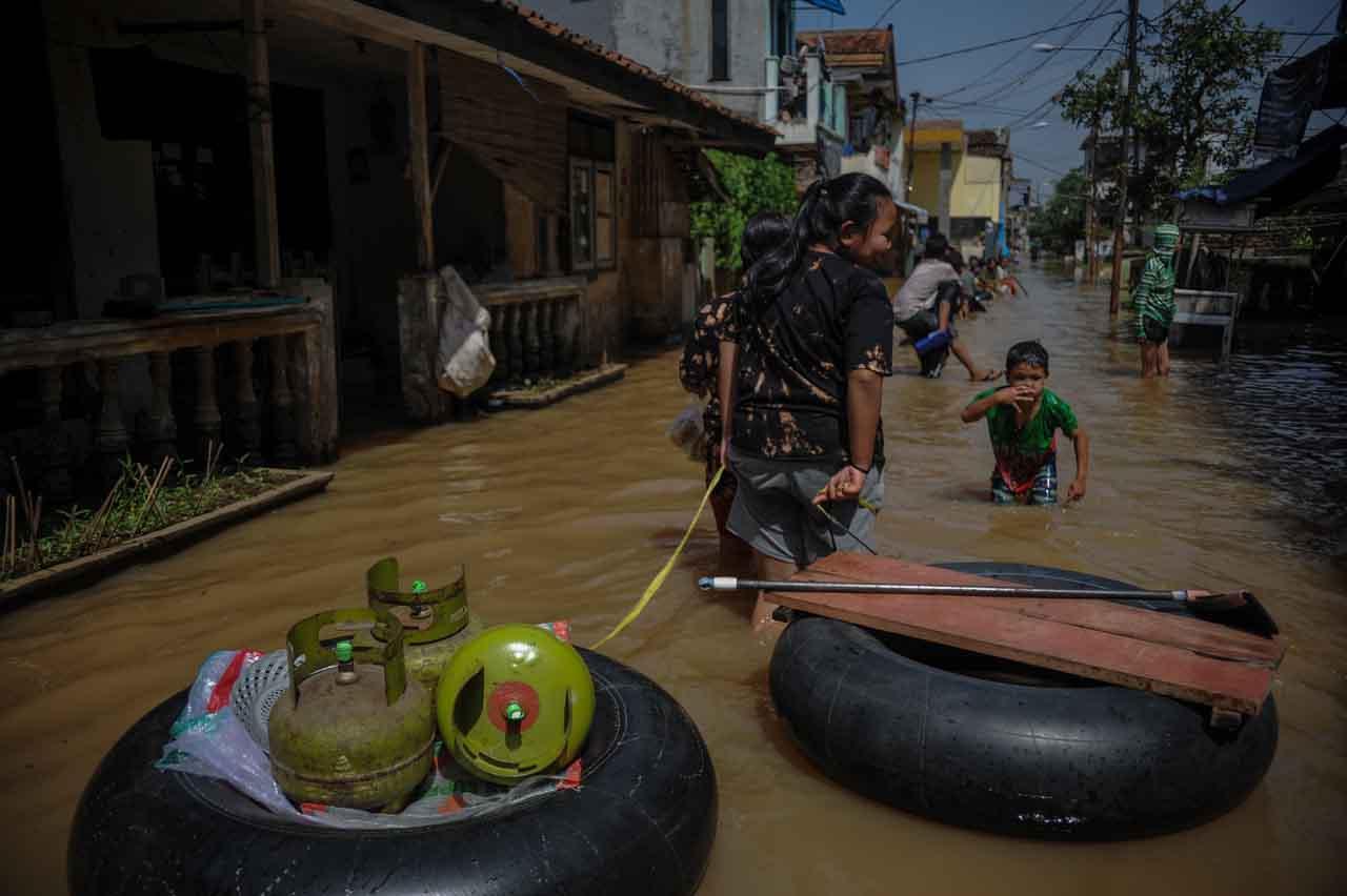 Banjir Luapan Sungai...