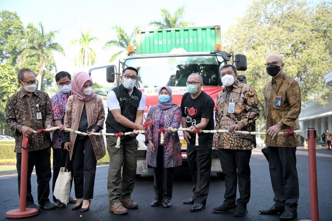 Gubernur Ridwan Kamil...