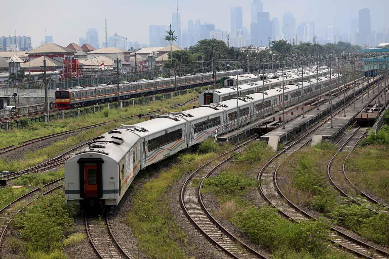Depo Kereta Api Cipinang,...